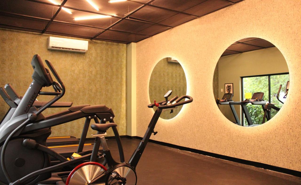 Aurea Hotel And Suites Zapopan Εξωτερικό φωτογραφία
