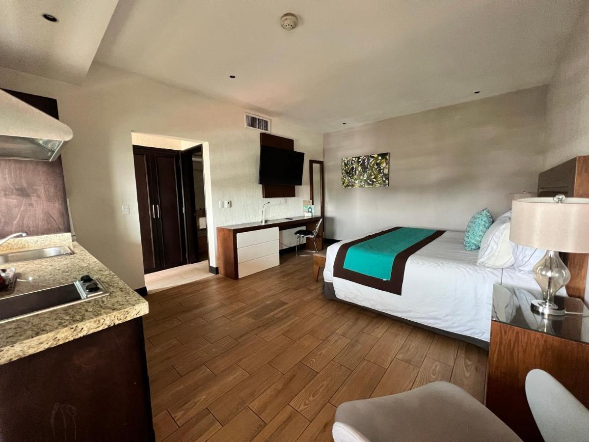 Aurea Hotel And Suites Zapopan Εξωτερικό φωτογραφία