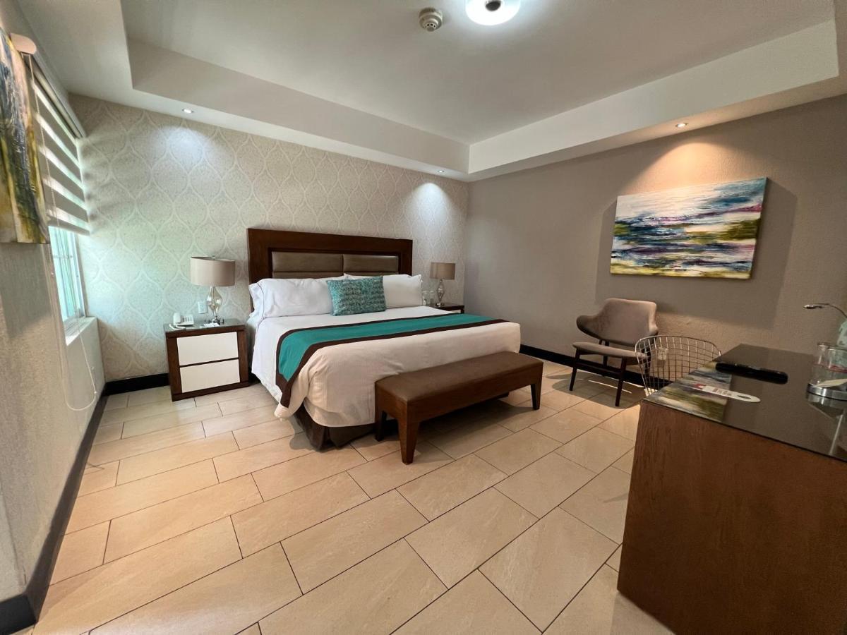Aurea Hotel And Suites Zapopan Εξωτερικό φωτογραφία