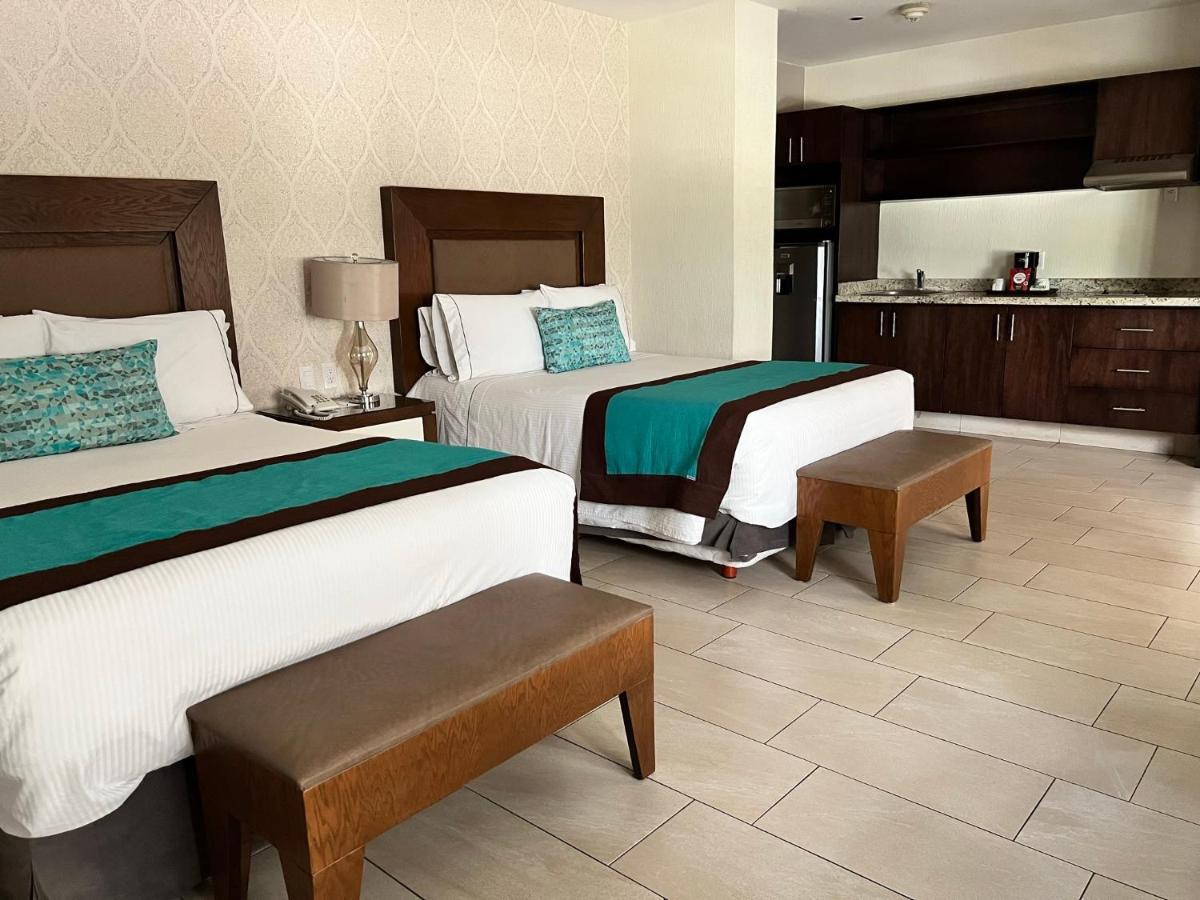 Aurea Hotel And Suites Zapopan Εξωτερικό φωτογραφία